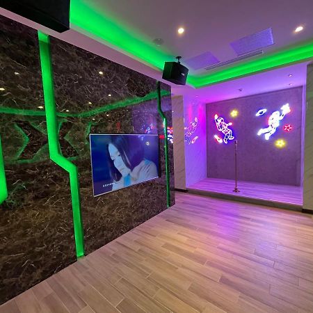 Purple Rainbow Motel Ταϊπέι Εξωτερικό φωτογραφία